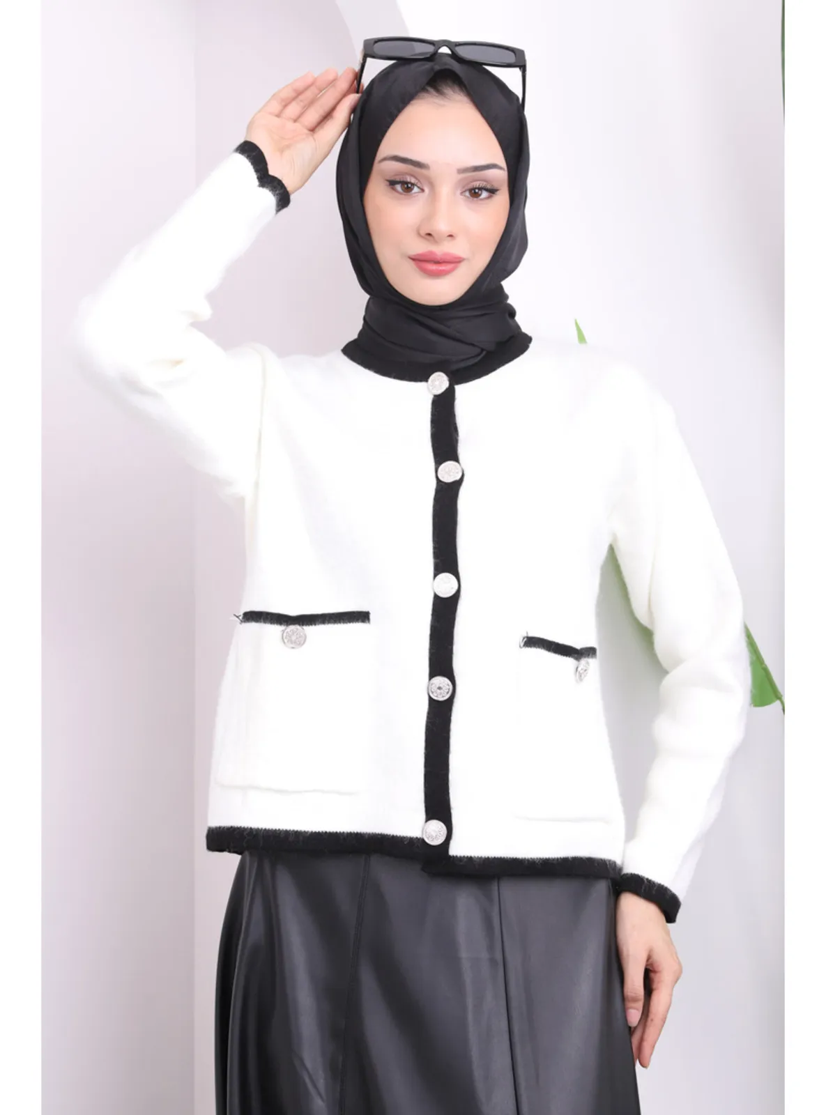Ecru - Knit Cardigan