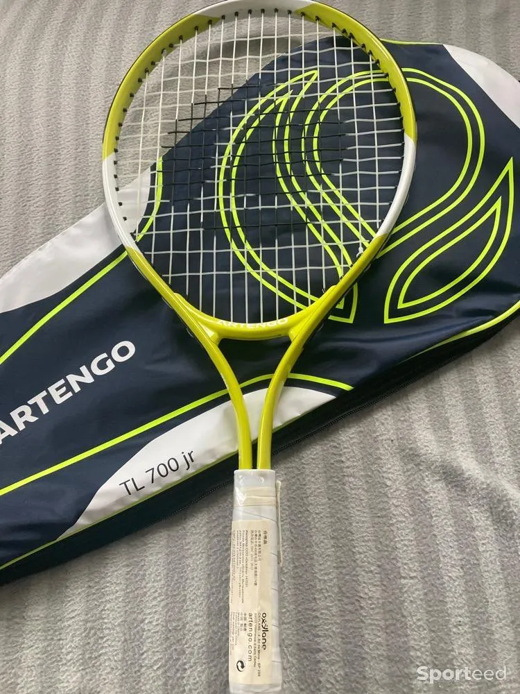 Raquette de tennis veuve  neuf Ajouté le : 15/09/2021